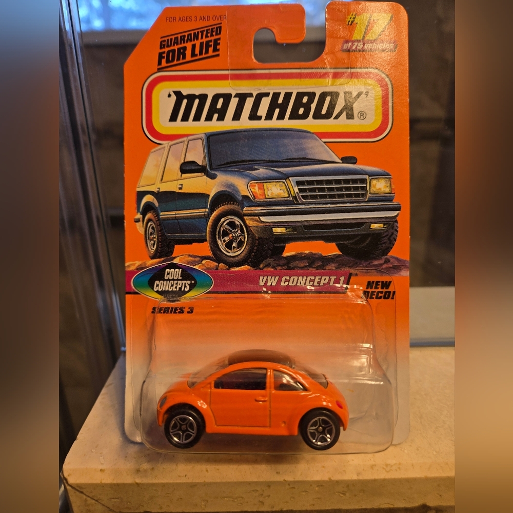 Rare 1995 Matchbox Orange VW Concept 1 Car VW LOGO IS UPSIDEDOWN #17 Series 3